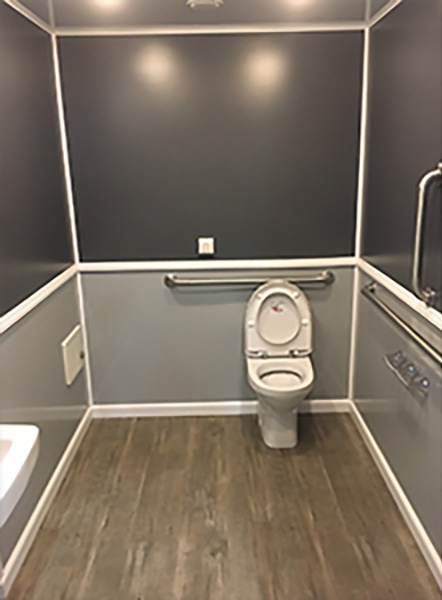 Monthly & Long Term ADA Compliant, Handicapped Bathroom With Shower Rental